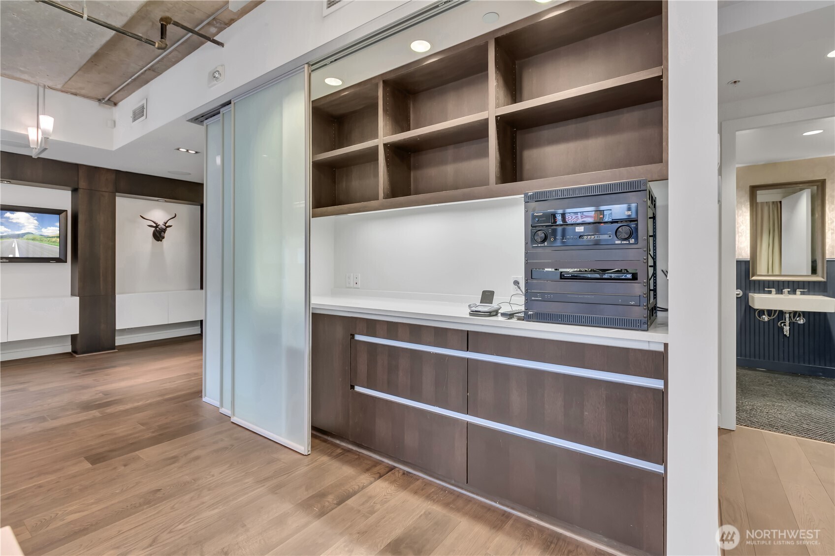 900 Lenora Street Seattle WA 98121