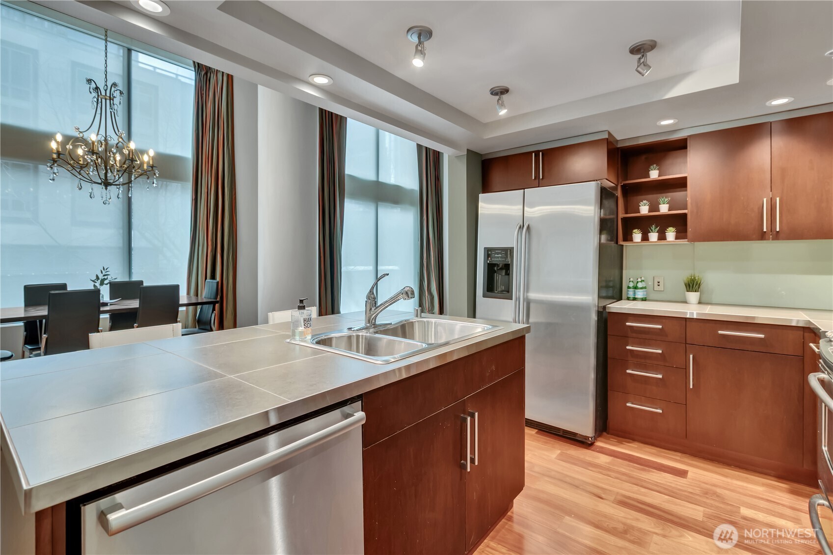900 Lenora Street Seattle WA 98121