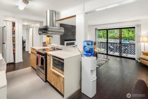 19409 56th Avenue W Lynnwood WA 98036
