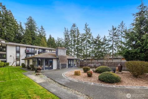 19409 56th Avenue W Lynnwood WA 98036
