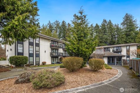 19409 56th Avenue W Lynnwood WA 98036
