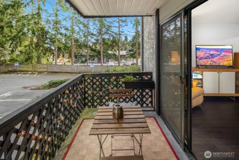 19409 56th Avenue W Lynnwood WA 98036