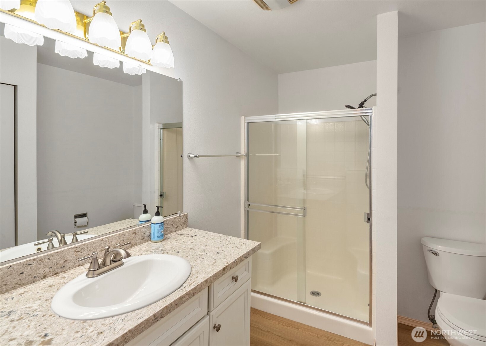 1006 37th Street SE Auburn WA 98002