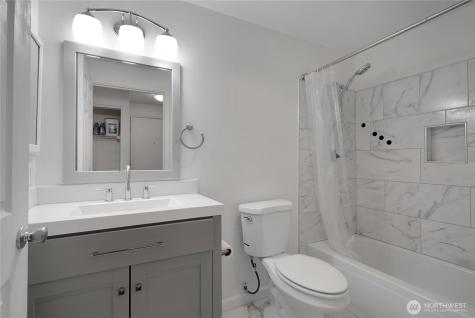 11002 SE Petrovitsky Road Renton WA 98055