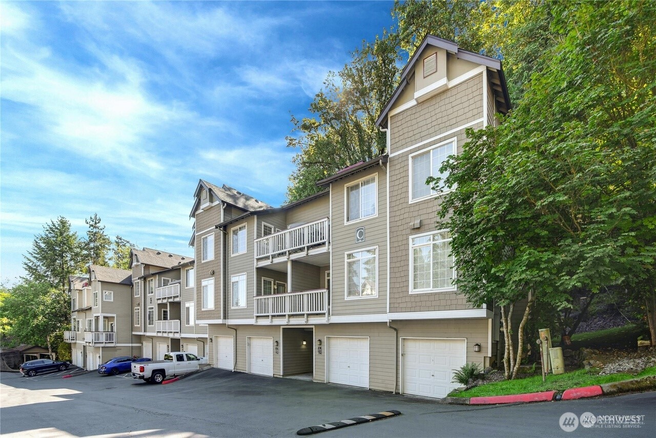 18505 SE Newport Way Issaquah WA 98027