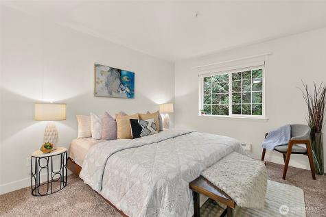 18505 SE Newport Way Issaquah WA 98027
