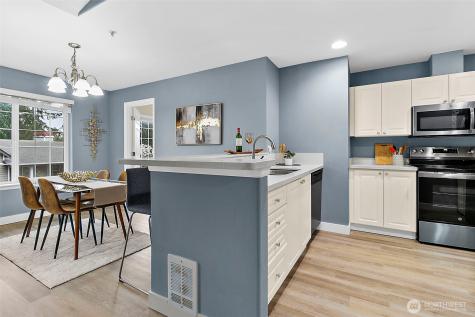 18505 SE Newport Way Issaquah WA 98027