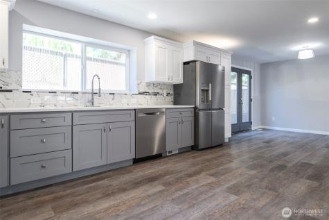 3 Burning Tree Drive Yakima WA 98902