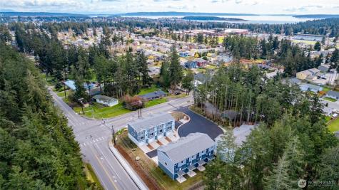 945 NW Heller Street Oak Harbor WA 98277