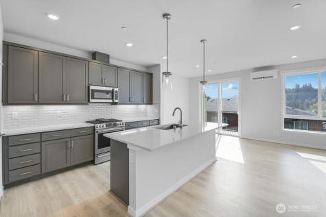 13209 NE 127th Way Kirkland WA 98034