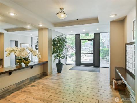 420 Valley Street Seattle WA 98109