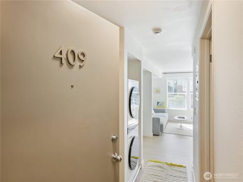 420 Valley Street Seattle WA 98109