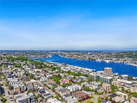 420 Valley Street Seattle WA 98109