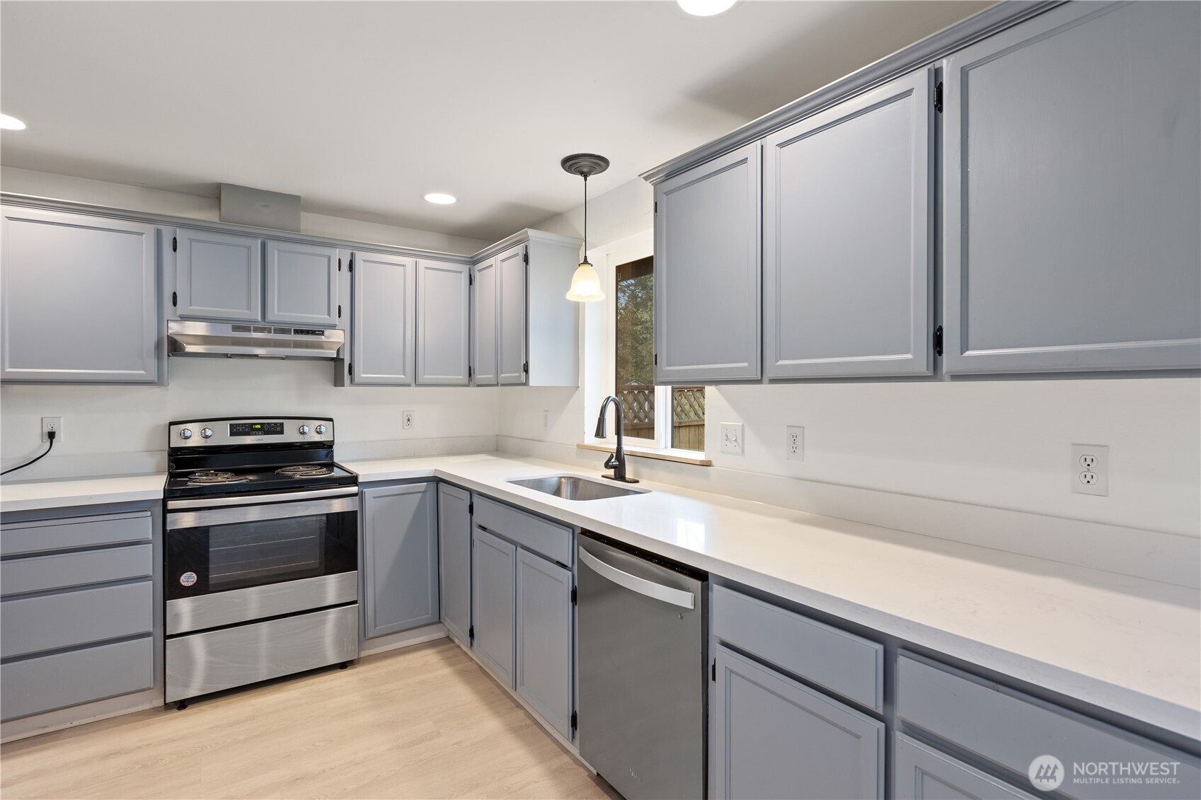 10236 42nd Avenue NE Marysville WA 98271