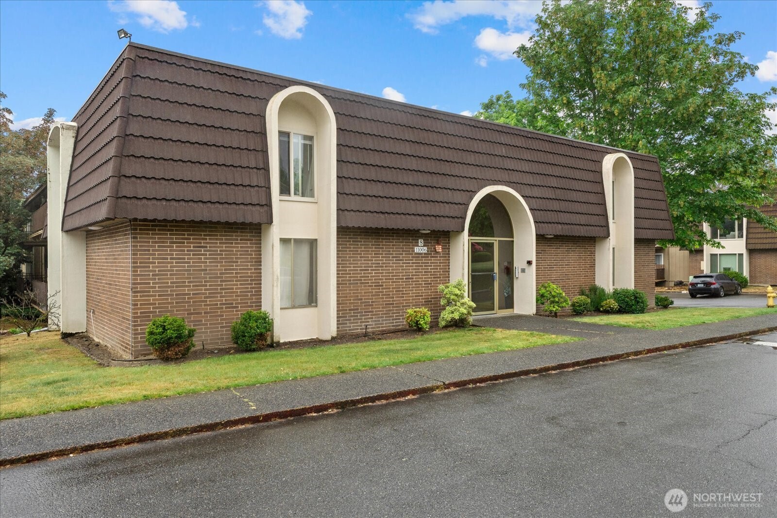 11006 NE 68th Street Kirkland WA 98033
