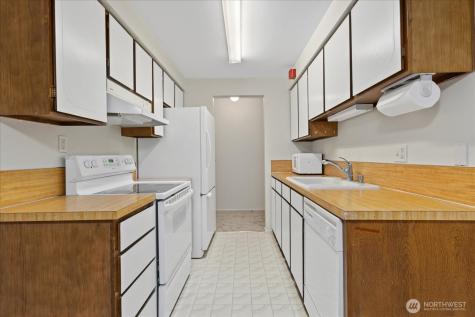 11006 NE 68th Street Kirkland WA 98033