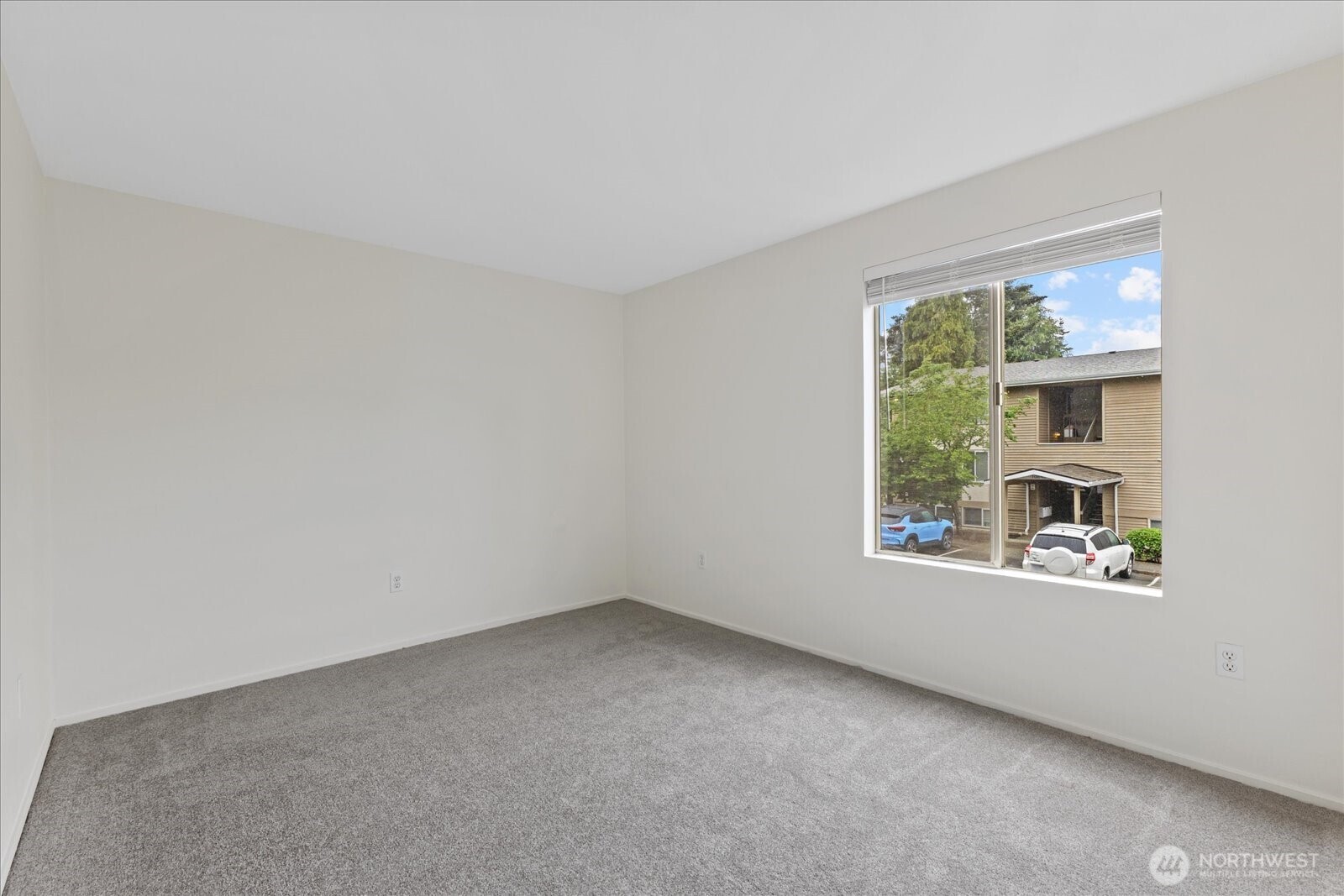 11006 NE 68th Street Kirkland WA 98033