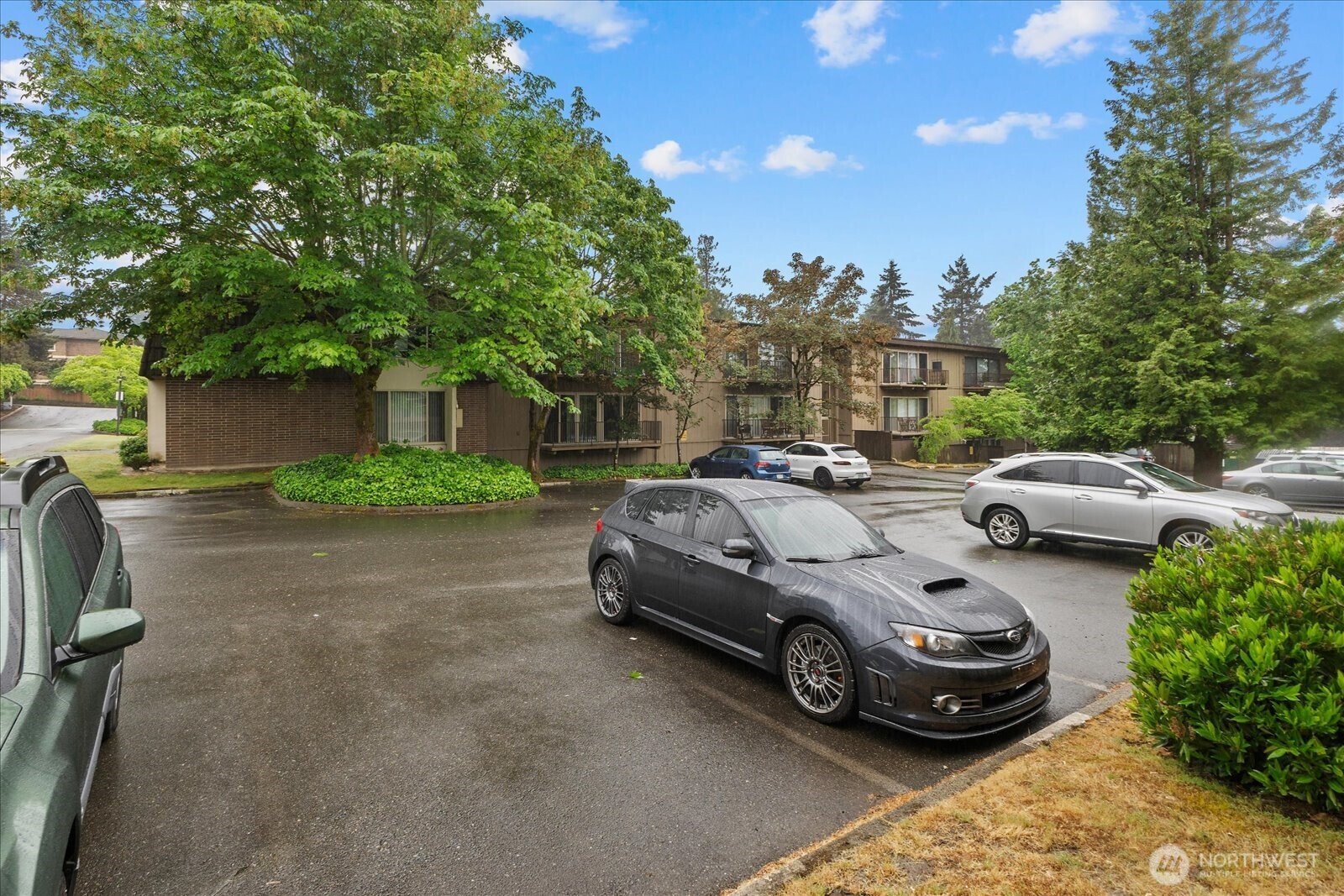 11006 NE 68th Street Kirkland WA 98033