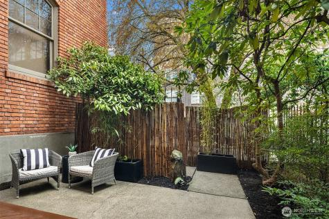 1406 Harvard Avenue Seattle WA 98122