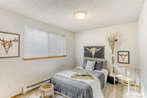 9115 1st Place NE Lake Stevens WA 98258