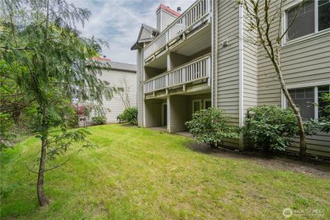 18501 SE Newport Way Issaquah WA 98027