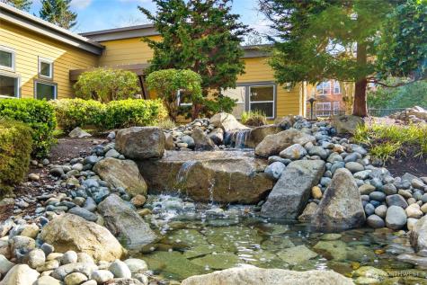 22910 90th Avenue W Edmonds WA 98026