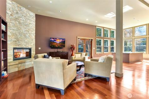 22910 90th Avenue W Edmonds WA 98026