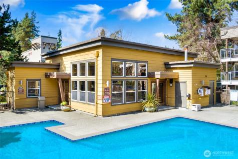 22910 90th Avenue W Edmonds WA 98026