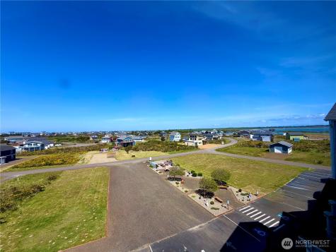 401 Westport View SW Ocean Shores WA 98569