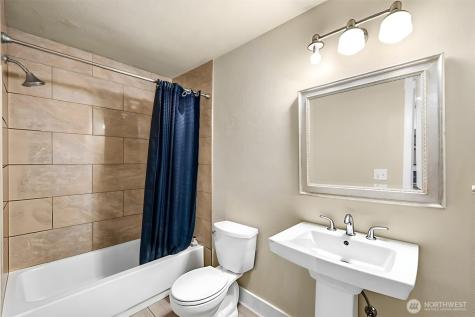 2939 76th Avenue SE Mercer Island WA 98040