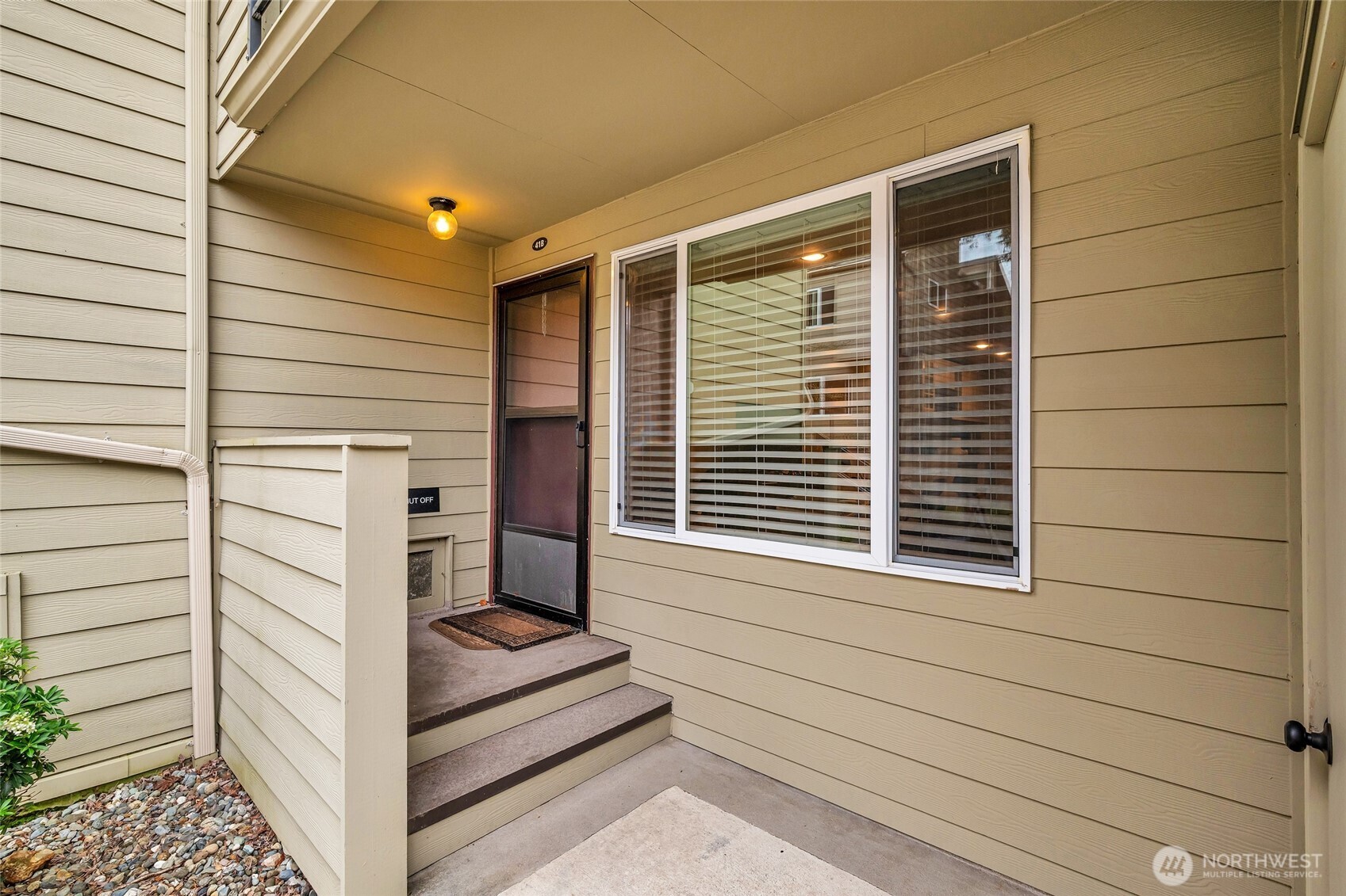2939 76th Avenue SE Mercer Island WA 98040