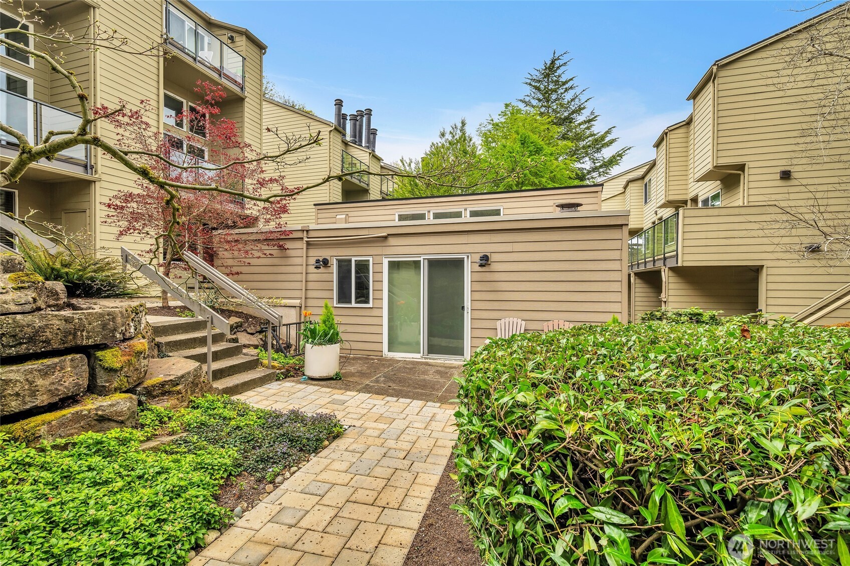 2939 76th Avenue SE Mercer Island WA 98040