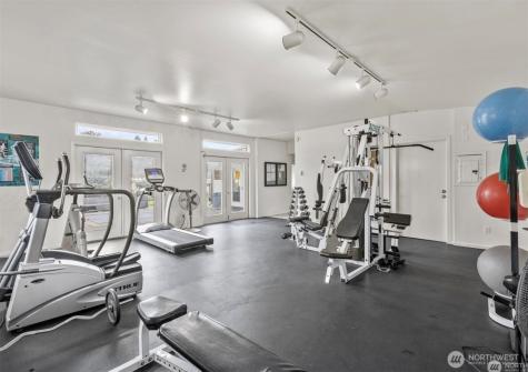 831 126th Place NE Bellevue WA 98005