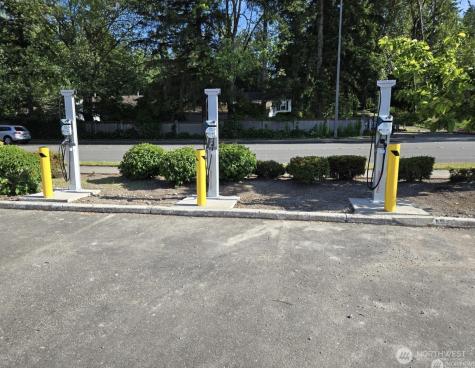 831 126th Place NE Bellevue WA 98005