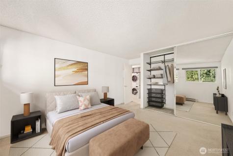 831 126th Place NE Bellevue WA 98005