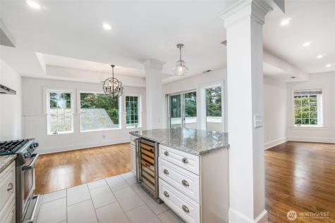9510 9th Avenue NW Seattle WA 98117