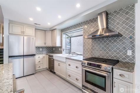 9510 9th Avenue NW Seattle WA 98117
