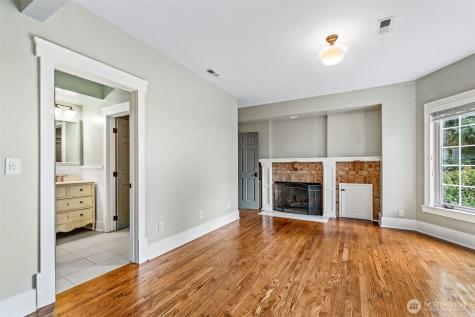 9510 9th Avenue NW Seattle WA 98117