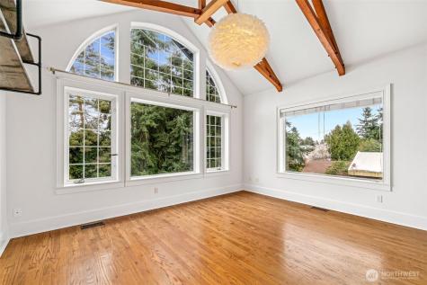 9510 9th Avenue NW Seattle WA 98117
