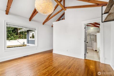 9510 9th Avenue NW Seattle WA 98117