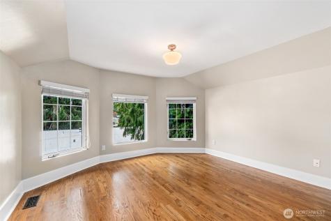 9510 9th Avenue NW Seattle WA 98117