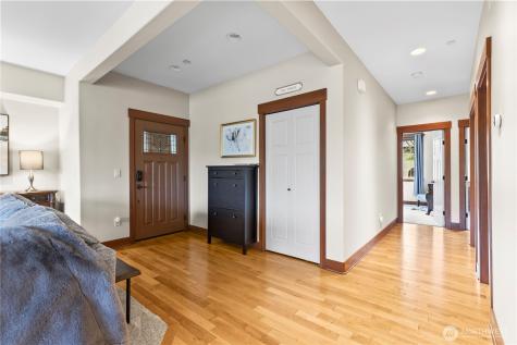 1051 N Baker Avenue East Wenatchee WA 98802