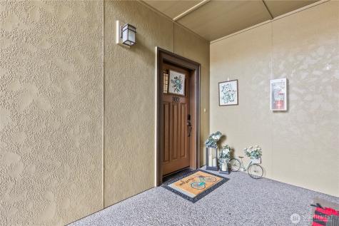 1051 N Baker Avenue East Wenatchee WA 98802