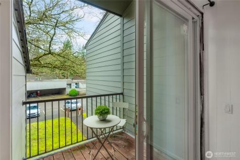 6439 139th Avenue NE Redmond WA 98052