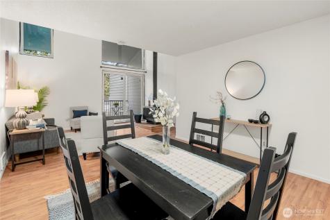 6439 139th Avenue NE Redmond WA 98052