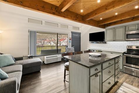 8903 Crescent Bar Road NW Quincy WA 98848
