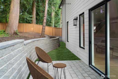 10602 NE 137th Place Kirkland WA 98034