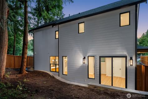 10602 NE 137th Place Kirkland WA 98034