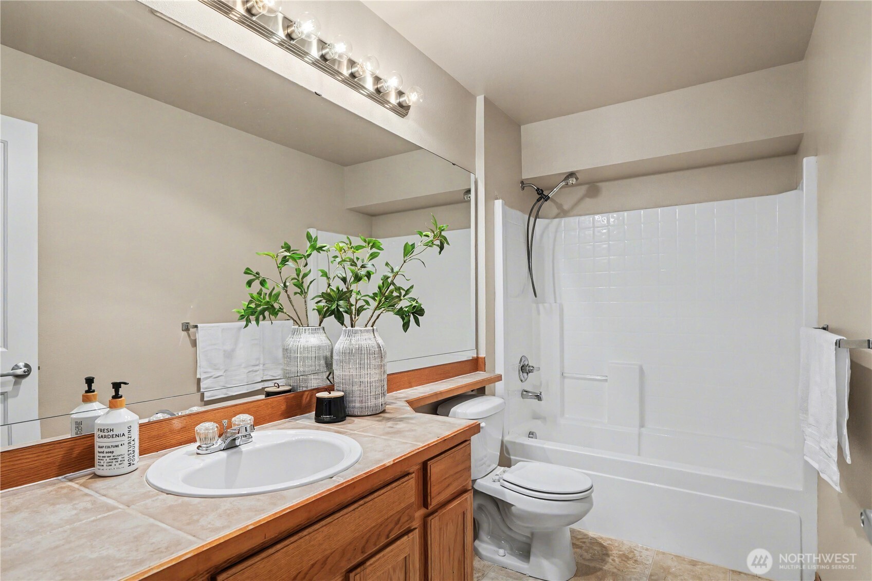 15611 18th Avenue W Lynnwood WA 98087