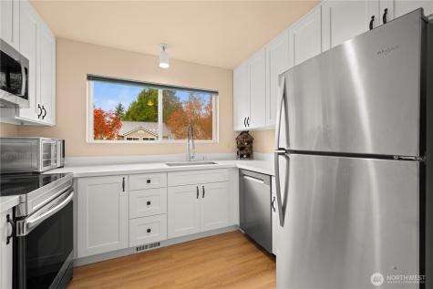 12024 101 Avenue NE Kirkland WA 98034